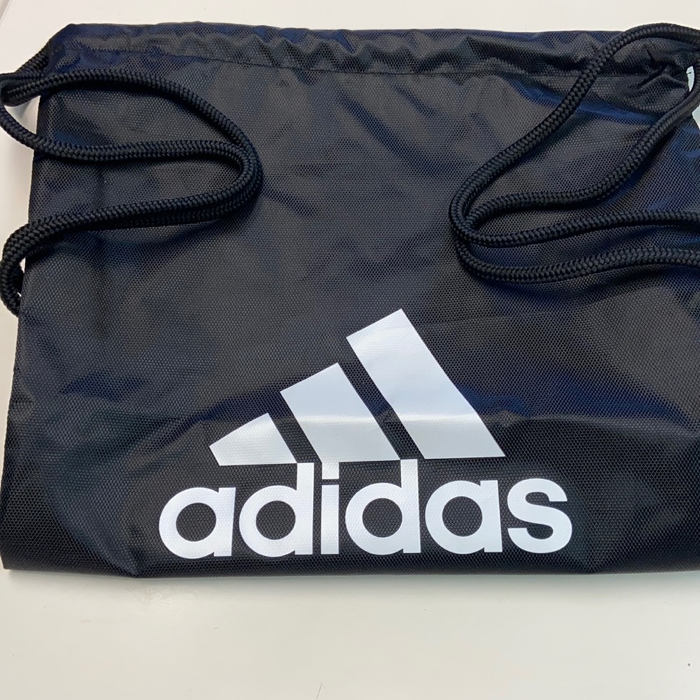 Adidas back pouch New.